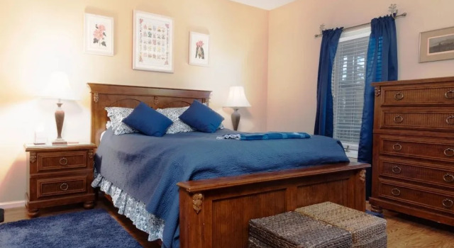 Tidewater Condo 1221-5 by RedAwning