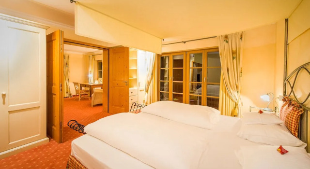 Люкс Hotel und Landgasthof Altwirt