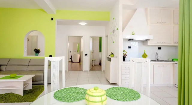 Fimi- With Swimming Pool - A2 Green