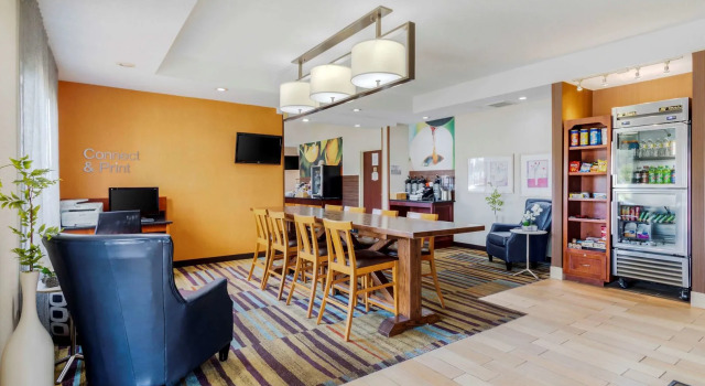 Comfort Inn & Suites Corbin North, Rezerwuj Hotel Corbin Kentucky