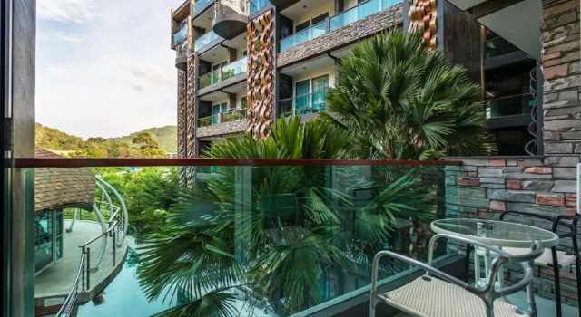 Студия Deluxe Private apartment at Emerald Terrace