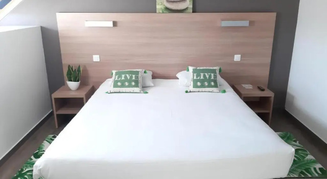 Номер Comfort Brit Hotel Besancon lHorloge