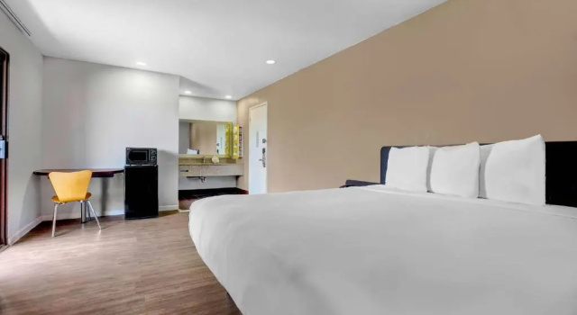 Двухместный номер Deluxe Motel 6-Ukiah, CA - North