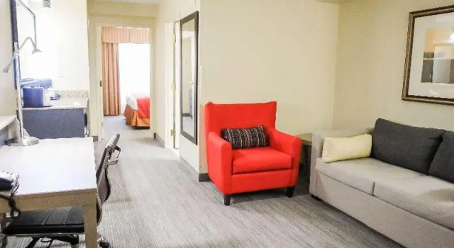 Люкс с видом на город Country Inn & Suites by Radisson, Chester, VA