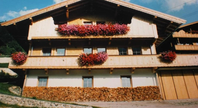 Haus Hotter, Забронировать Отель Отели Альпбах с парковкой, рядом с Горнолыжный курорт Ski Juwel Alpbachtal - Wildschonau, Парковка