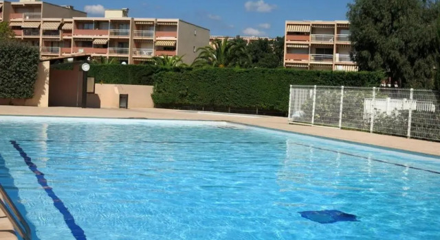 Appartement Bormes-les-Mimosas, 2 pièces, 4 personnes - FR-1-610-61