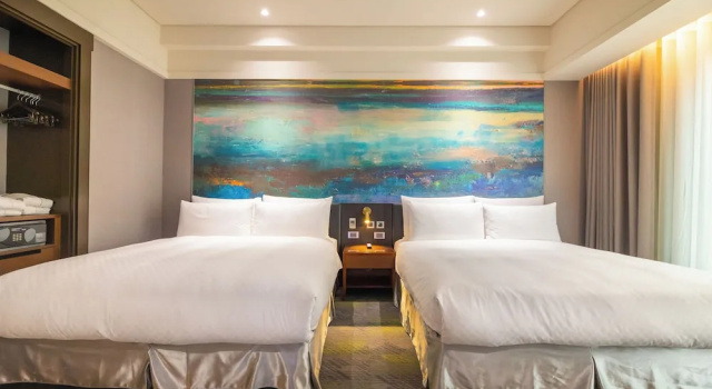 Четырёхместный номер Deluxe Miramar Garden Taipei