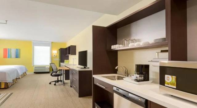 Четырёхместный люкс Home2 Suites By Hilton Youngstown