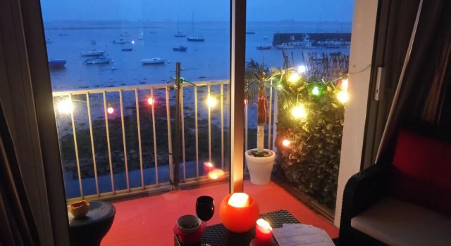 Studio in Port-louis, With Wonderful sea View, Furnished Balcony and W, Rezerwuj Apartament  