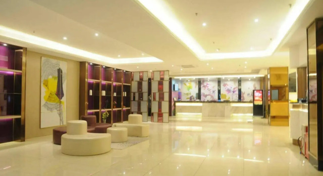 Lavande Hotels Guangzhou Fangcun Huadiwan Metro Station