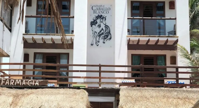 Hotel El Caballo Blanco, Prenota Hotel Hotel a Quintana Roo con parcheggio, Parcheggio