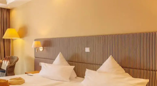 Номер Comfort с балконом и с видом на озеро INSELHOTEL Potsdam