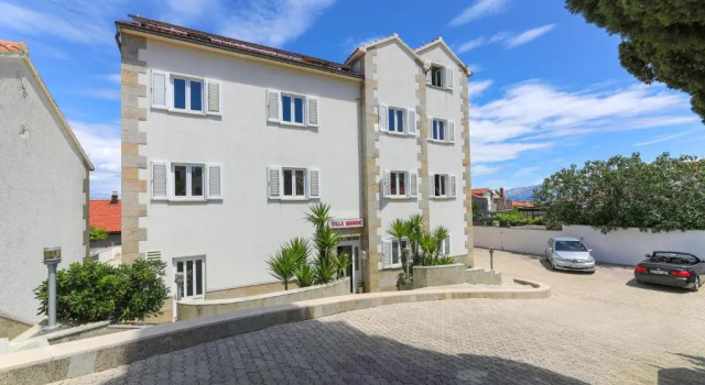 Villa Mandic, Rezerwuj Pensjonat Brac Island 