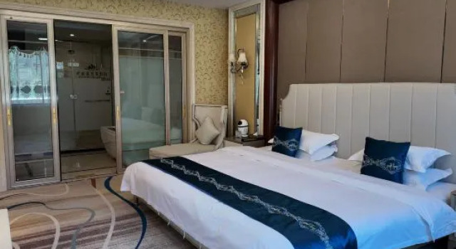 Люкс Executive Wu Wei Hot Spring Resort