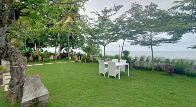 Люкс Frangipani Beach Hotel