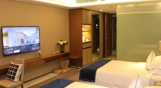 Oriental Cobure Hotel, Rezerwuj Hotel Hotele 4-gwiazdkowe w Weifang, 4*