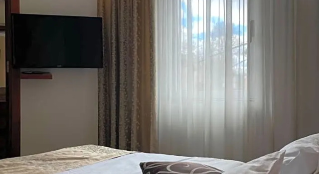 Номер Deluxe Hotel Bistrik City Center