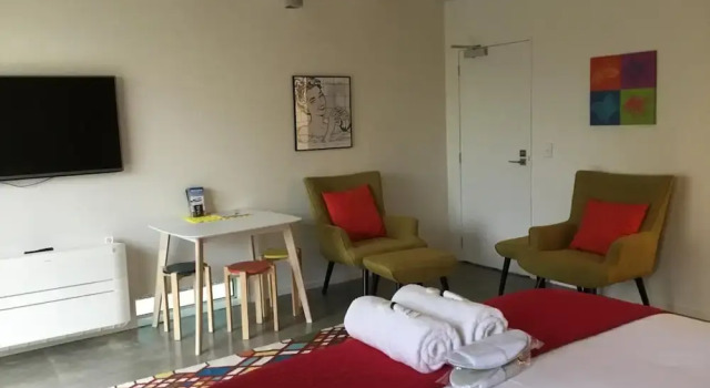 Wellington City Studio, Забронировать Отель СПА-отели Веллингтона, рядом с Basin Reserve Cricket Ground, SPA-услуги