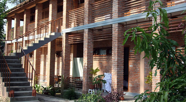 Hotel Elephant Camp