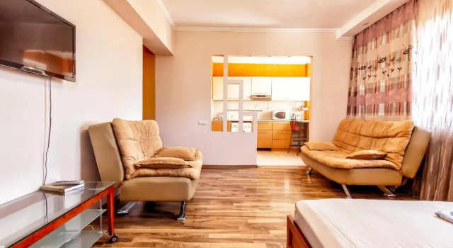 405 Apartamenty v delovom tsentre s krasivym vidom Otlichnyj variant dlja turistov i komandirovannyh