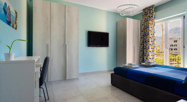Апартаменты Blue Sky Sorrento apartment