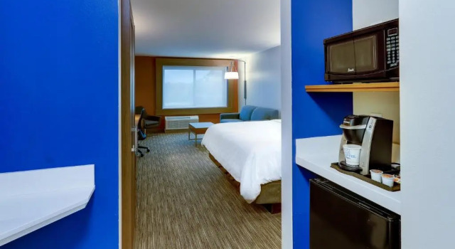 Двухместный номер Standard Holiday Inn Express & Suites Middletown - Goshen by IHG