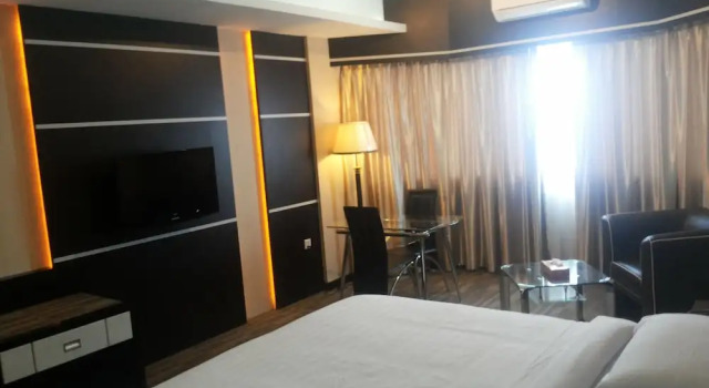 Номер Executive Plaza Hotel Tanjungpinang