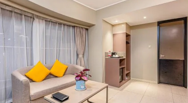 Люкс Homeinn Plus Hotel (Kunshan International Exhibition Center Huaqiao Subway Station)