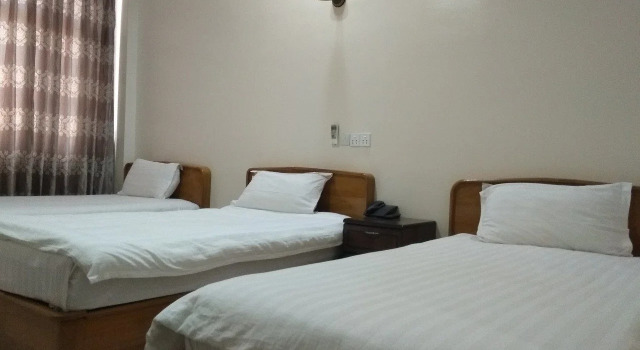 Man Thi Tar Hotel