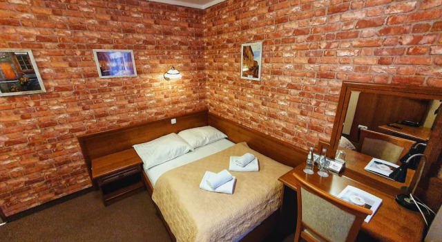 Hotel Zamkowy Młyn, Book Hotel Krapkowice Opolskie