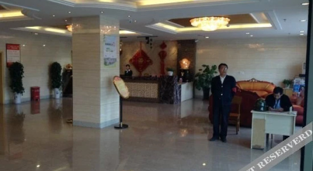 7 Days Premium Hotel (Yining Shanghai City Liuxing Street)