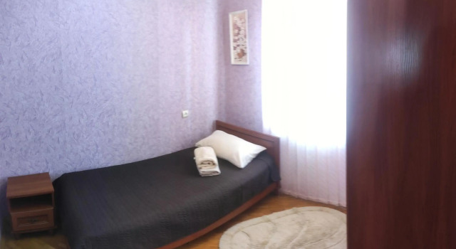 Comfortable apartments in centre with 3 bedrooms, Rezervasyon Daire Rivne merkez otelleri, rivne merkez otelleri