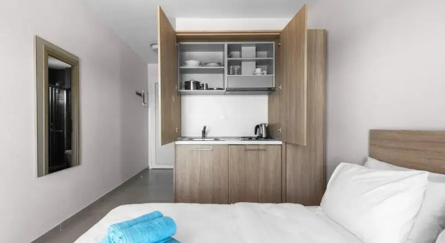 Blue Flag Studios Nilie Hospitality, Book Condo Hotel Katerini 