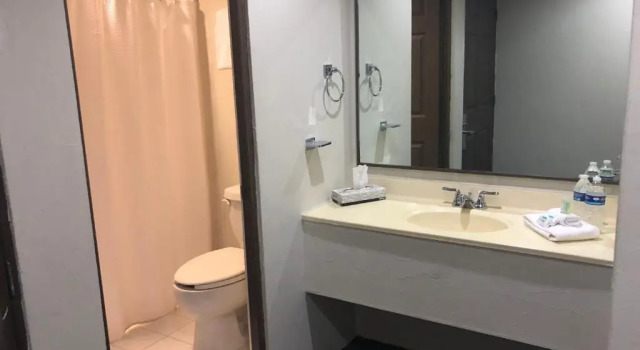 Полулюкс Hotel Plaza del Arco - Monterrey