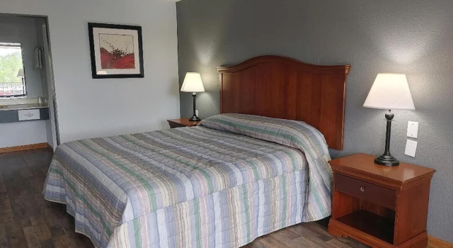 Номер Standard Paris Inn and Suites