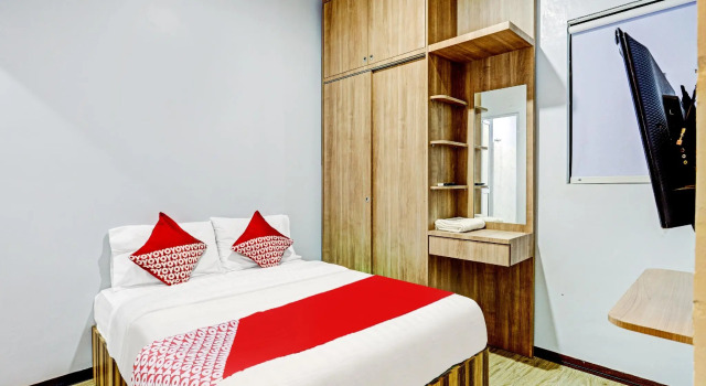 OYO 90367 Homestay 81 Penuin, Prenota Hotel Nagoya Batam