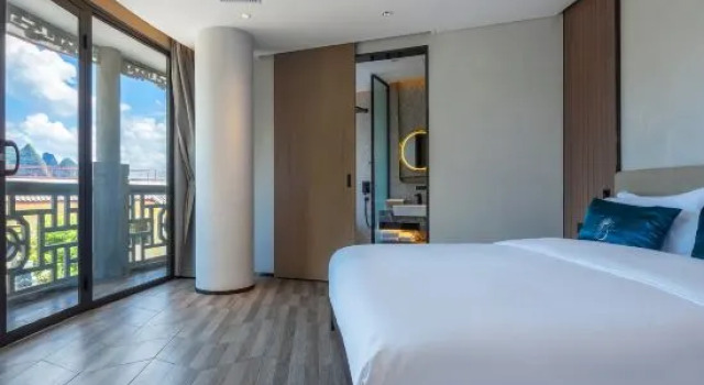 Семейный люкс с 2 комнатами Wuyue Hotel Yangshuo West Street Branch