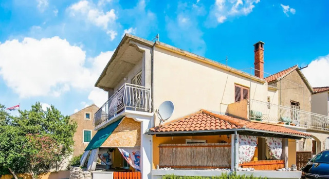 Boutique Apartment in Sveti Filip i Jakov near Sea