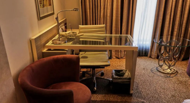 Номер Deluxe Park Plaza Faridabad
