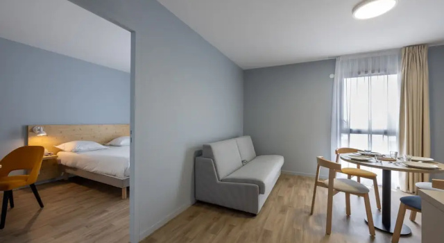 Семейная студия The Originals City, Hôtel Le Relais des Deux Mers, Marmande Sud