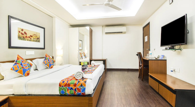 Номер Executive FabHotel Prime Avenue