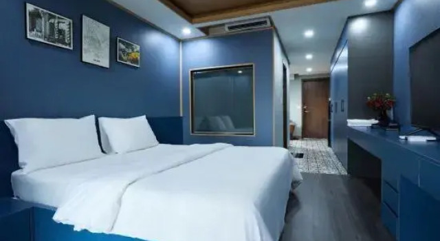 Люкс Hanoi Bens Apartment and Hotel