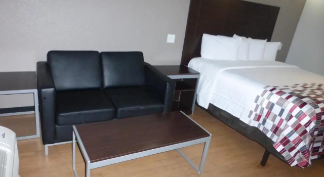 Номер Superior Red Roof Inn Corpus Christi North - Near Downtown
