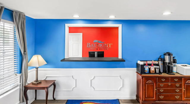 Baymont Inn and Suites - Forest City, Забронировать Отель Форест-Сити Северная Каролина