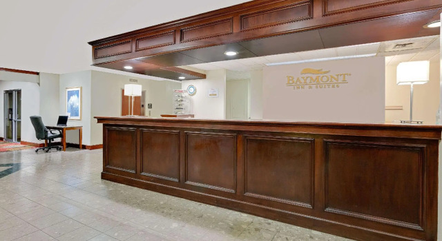 Четырёхместный номер Standard Baymont by Wyndham Keokuk
