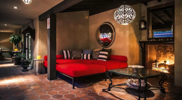 Villa Carmelita - The Sonny & Cher House, Забронировать Вилла Палм-Спрингс Coachella Valley, рядом с Agua Caliente Indian Canyons