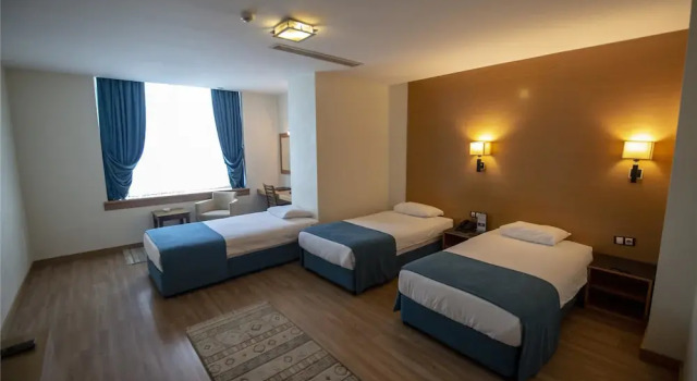 Gaziantep Plaza Hotel, Забронировать Отель Отели Газиантеп с питанием, рядом с Археологический музей изделий из стекла "Медуза", Пансион
