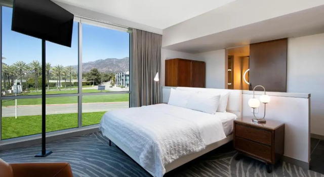 Номер Deluxe Le Meridien Pasadena Arcadia