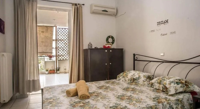 Antoine's central flat near the sea, Забронировать Отель Отели периферийной единицы Мессения 3 звезды, 3*
