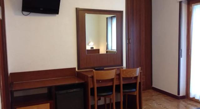 Двухместный номер Standard с балконом Hotel Tripoli La Margherita
